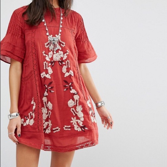 Free People Dresses & Skirts - Free People Perfectly Victorian Embroidered Dress